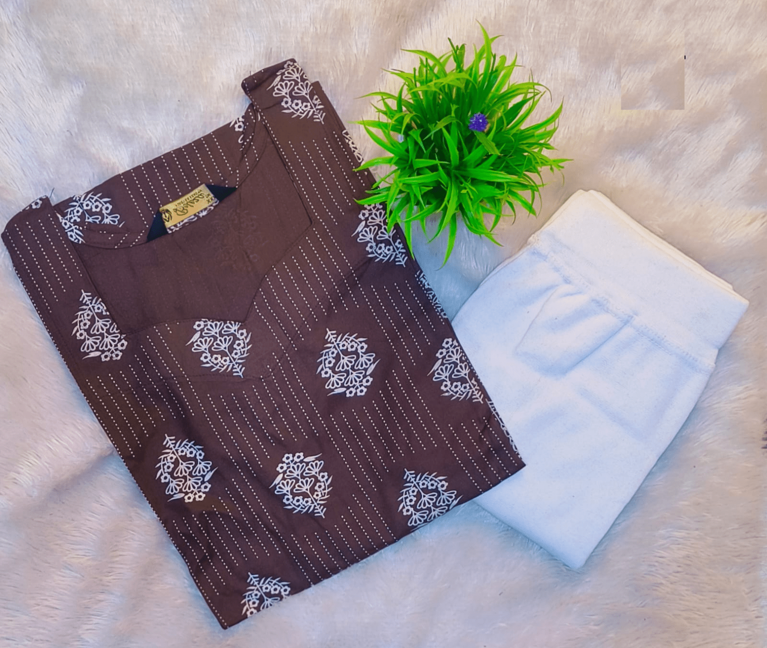 360 Rs kurti with jeggings