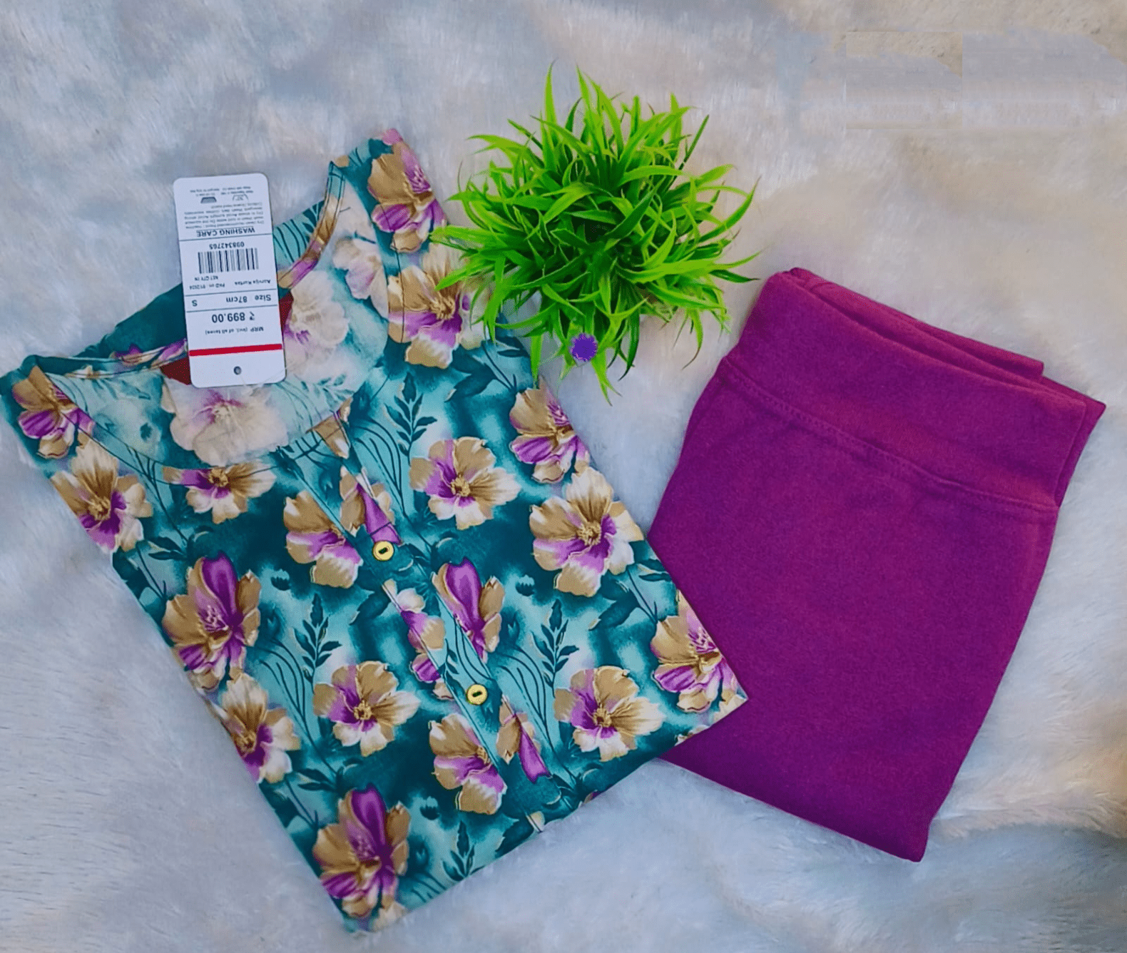 360 Rs kurti with jeggings