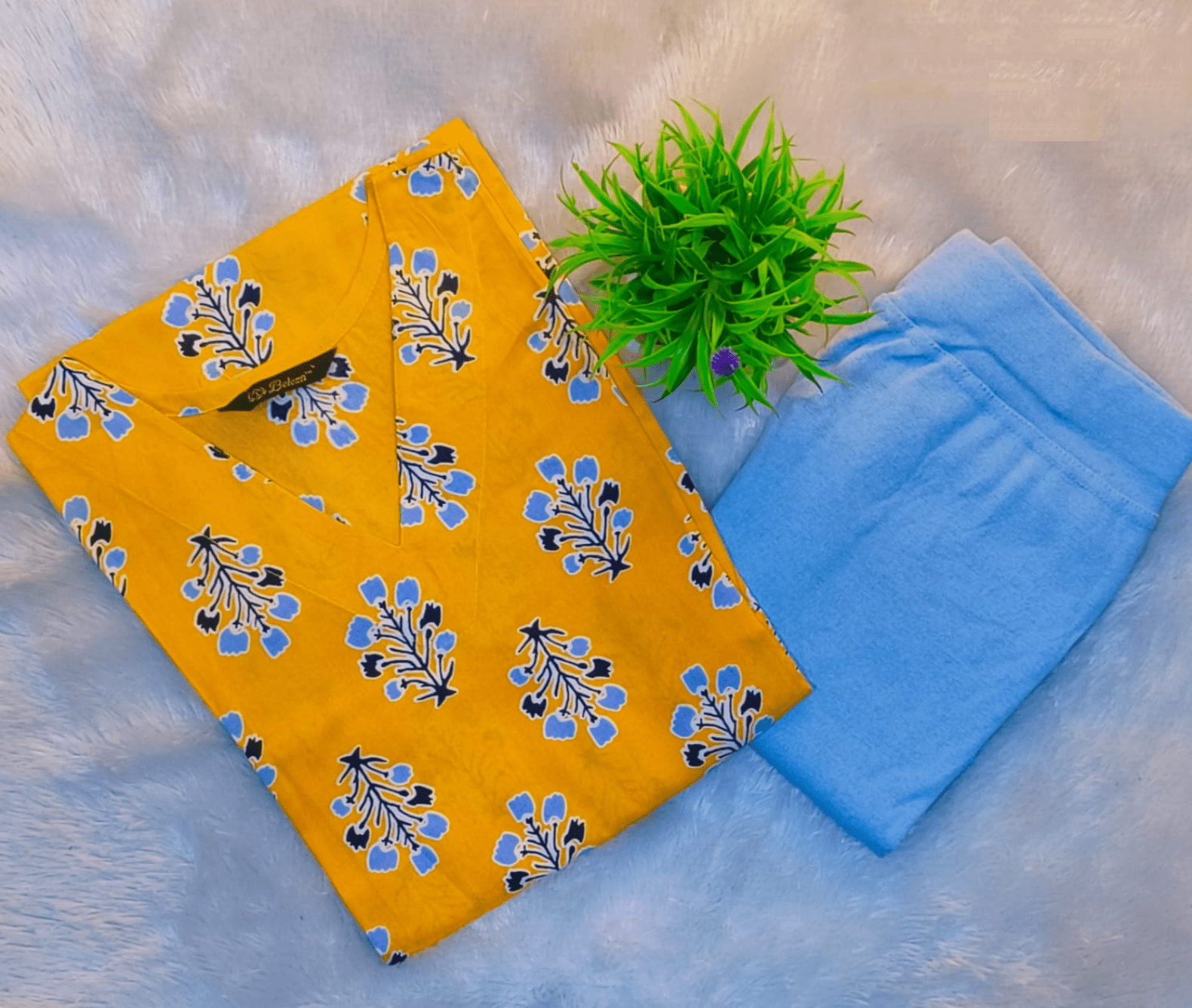 360 Rs kurti with jeggings