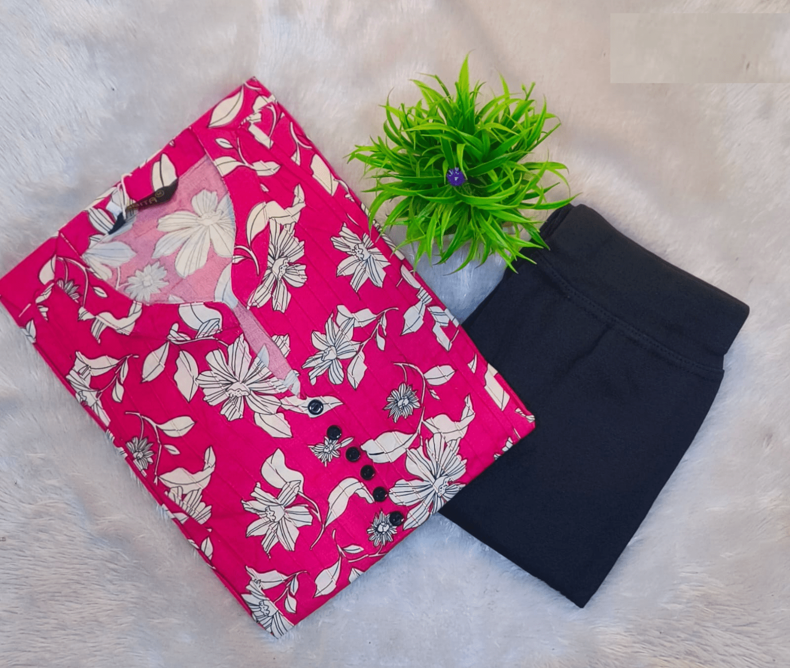 360 Rs kurti with jeggings