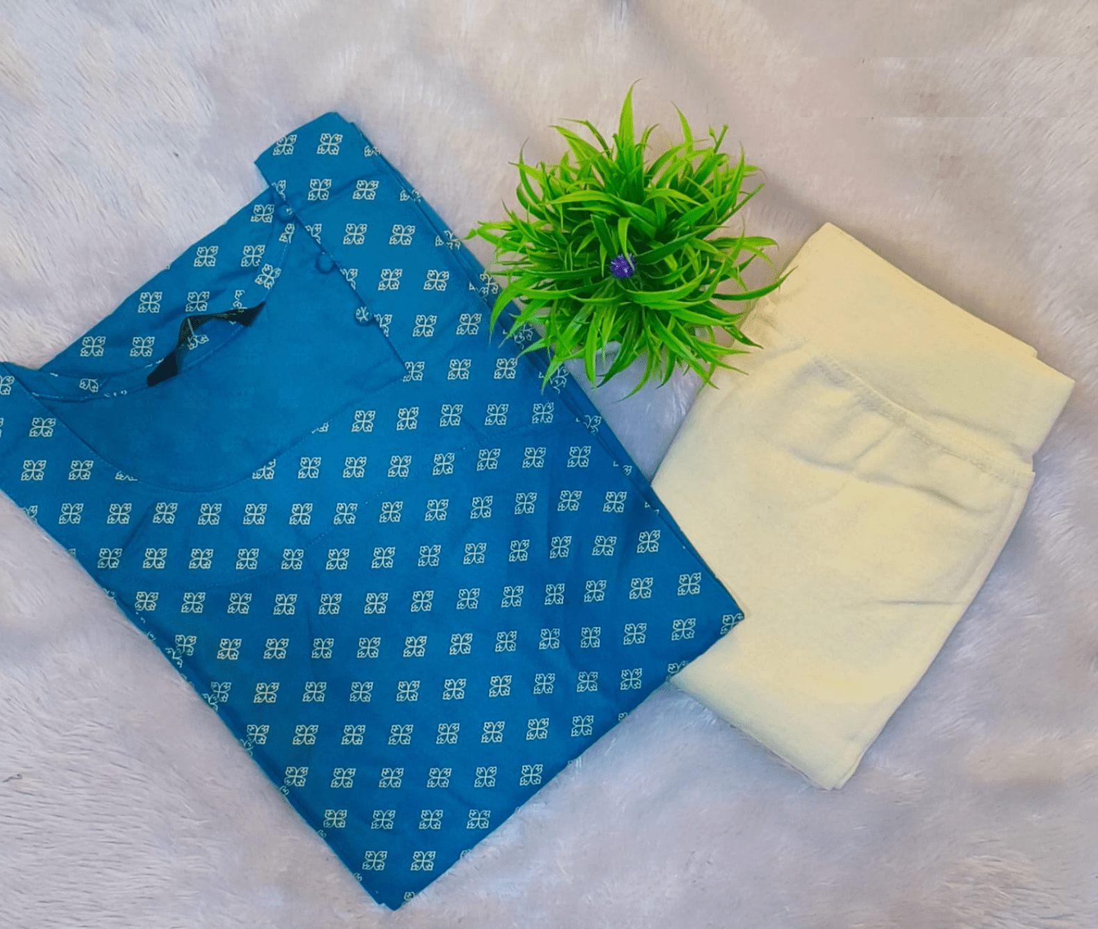 360 Rs kurti with jeggings